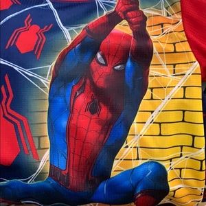 Boys Spiderman Pajamas Size 6/7 NWT